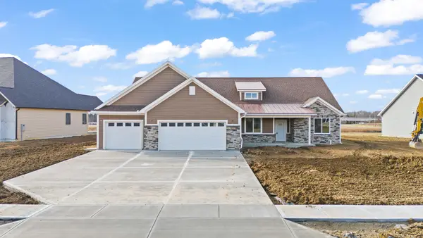 2672 Pleasant View Drive, Troy, OH 45373