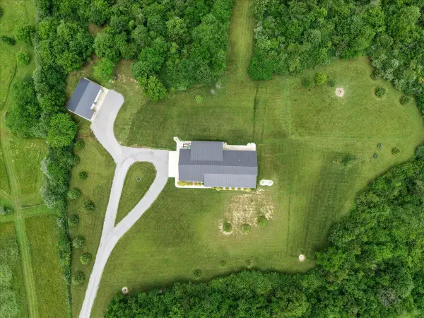 3380 S T-129, Zanesfield, OH 43360