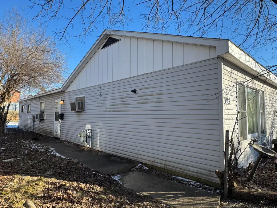372 Ridge Road, Springfield, OH 45503 - Image #3