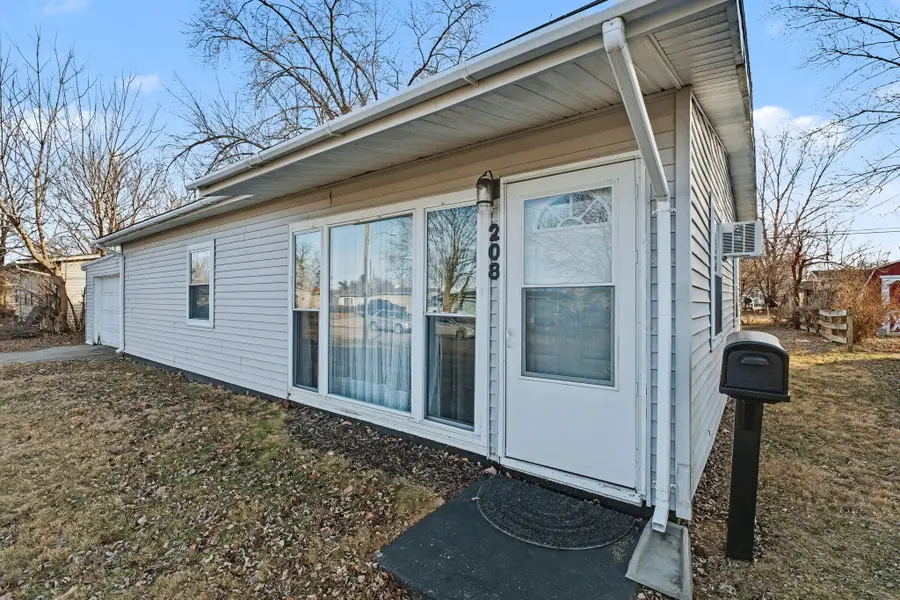 208 Rawson Drive, New Carlisle, OH 45344 - #2