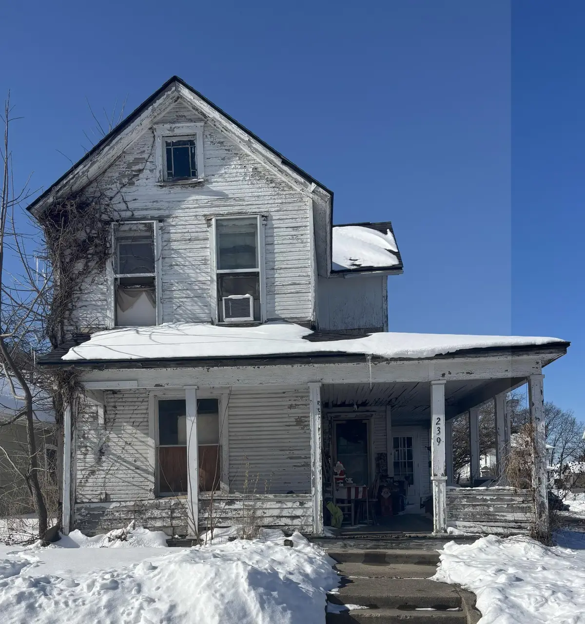 239 N Shaffer Street, Springfield, OH 45504 - #1