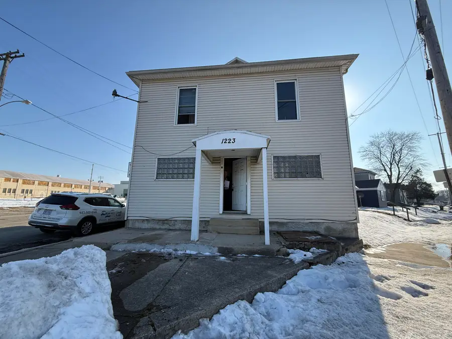 1223 Lagonda Avenue, Springfield, OH 45503 - #3