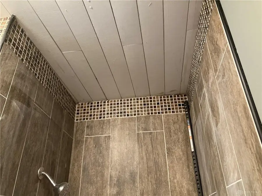 1105 Farlow Street, Springfield, OH 45503 - #3