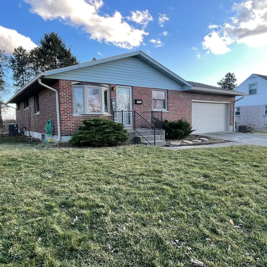 1921 Elaina Drive, Springfield, OH 45503 - #2