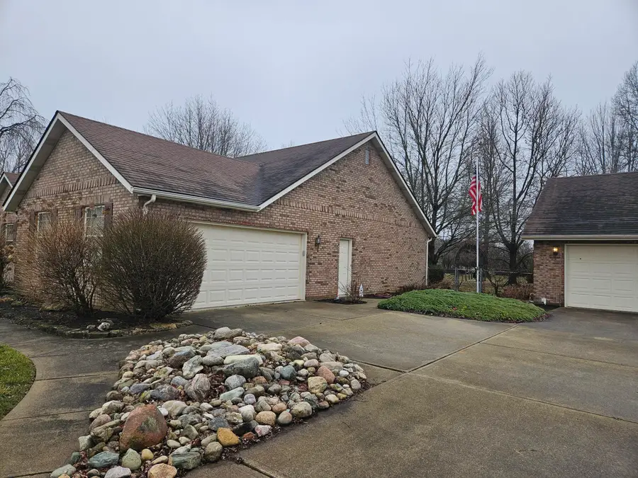 4909 Shannon Avenue, Springfield, OH 45504 - #2