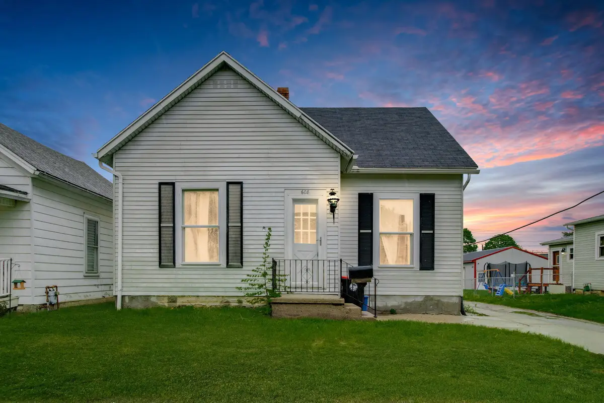 608 W Pearl Street, Wapakoneta, OH 45895 - #1