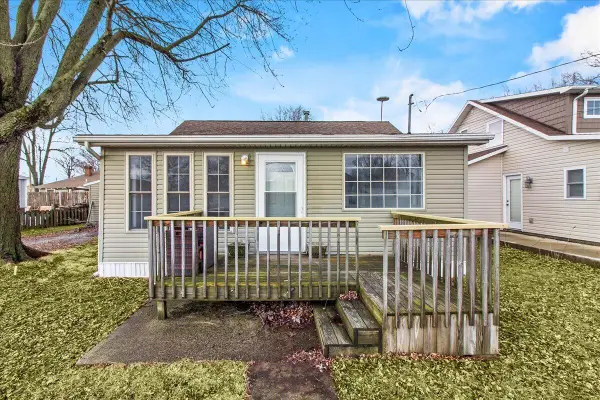 9050 Elm Street, Lakeview, OH 43331