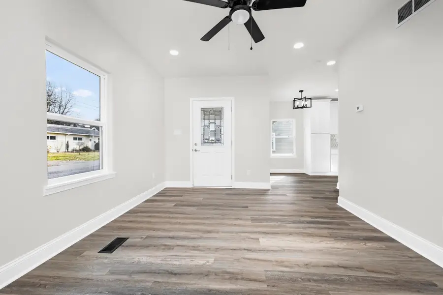 624 Cooper Avenue, Bellefontaine, OH 43311 - #3