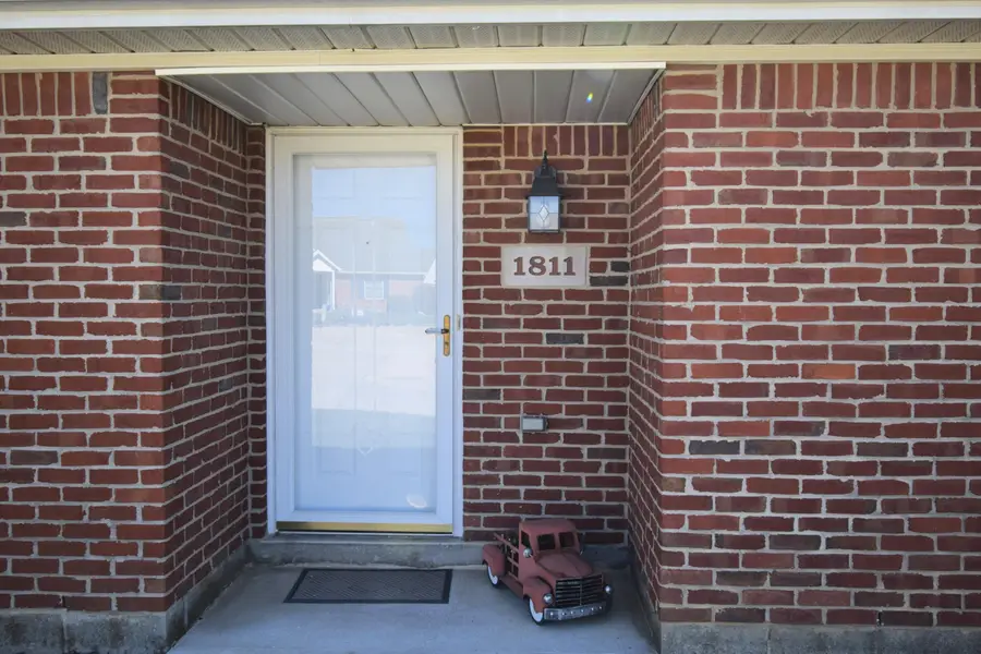 1811 Saint Andrews Court, Springfield, OH 45502 - #2