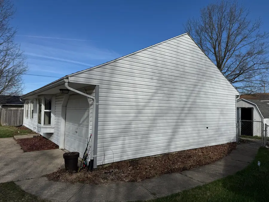 1404 Attleboro Avenue, Springfield, OH 45503 - #3