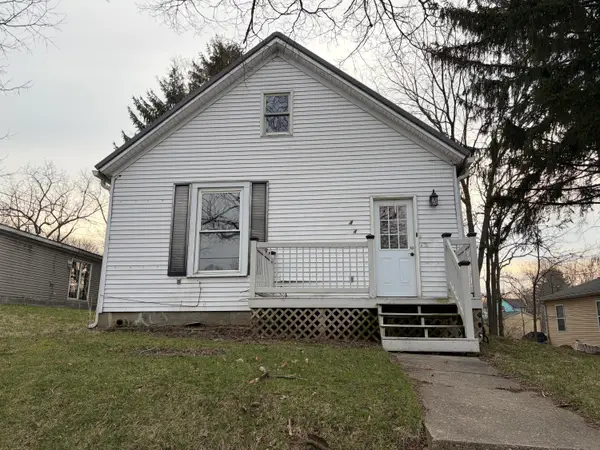 404 N Troy Street, Bellefontaine, OH 43311