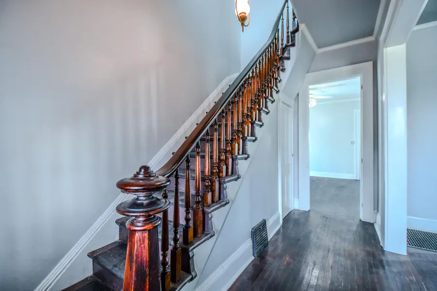 327 N Walnut Avenue, Sidney, OH 45365 - #3