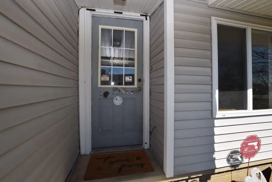 705 W Sandusky Avenue, Bellefontaine, OH 43311 - #3