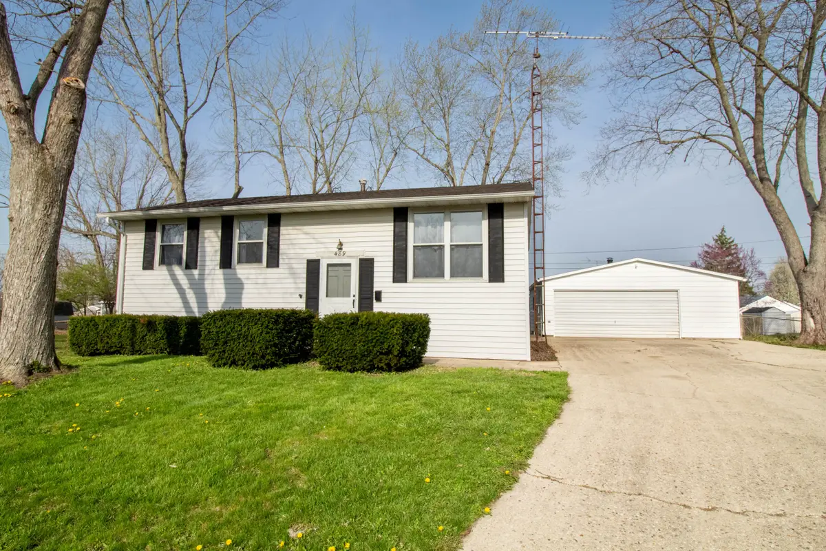 489 Caldwell Circle, New Carlisle, OH 45344 - #1