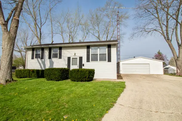 489 Caldwell Circle, New Carlisle, OH 45344