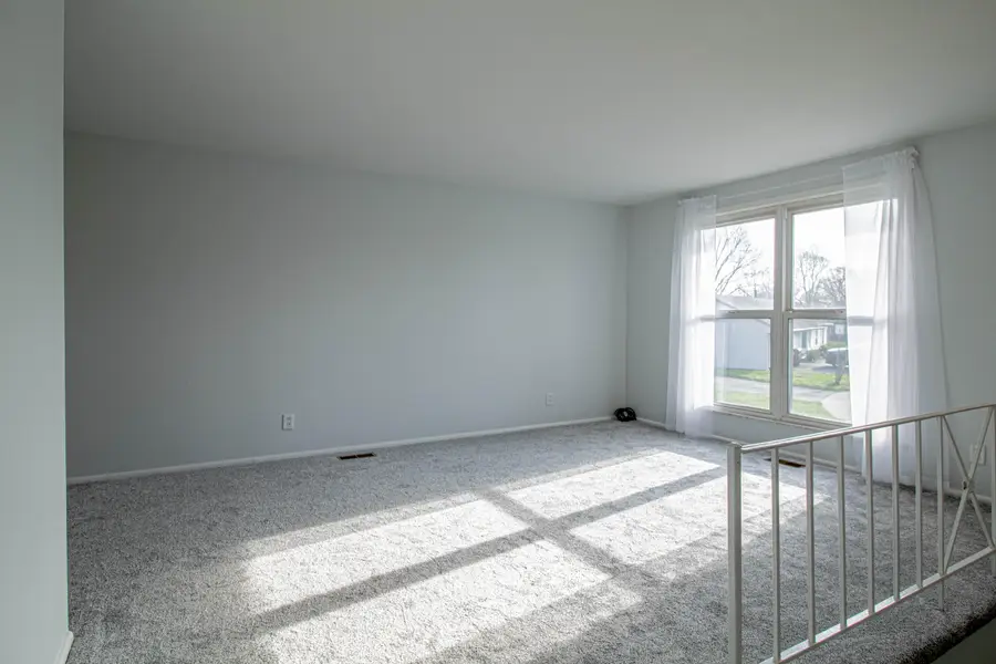 489 Caldwell Circle, New Carlisle, OH 45344 - #3