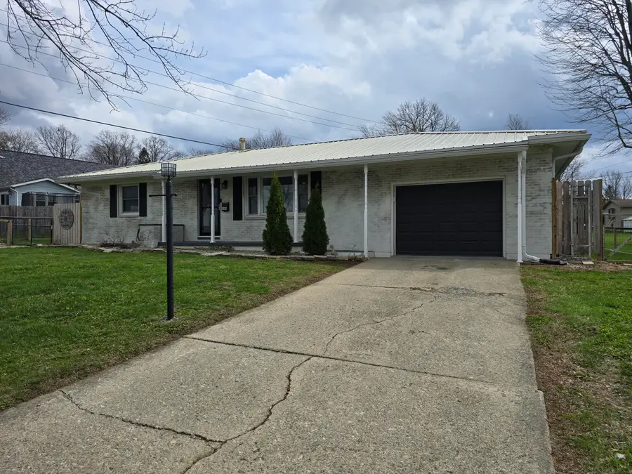 880 E Brown Avenue, Bellefontaine, OH 43311 - #3
