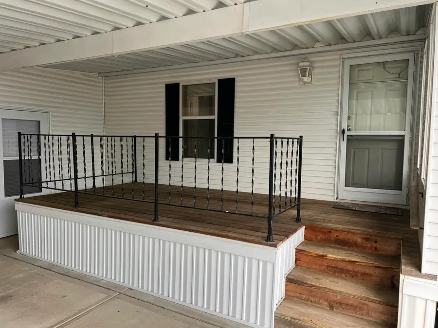 22 Sunset Drive, Springfield, OH 45504 - #2