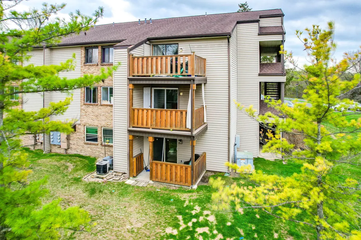 3133 Cloister Lane, Dayton, OH 45449 - #1