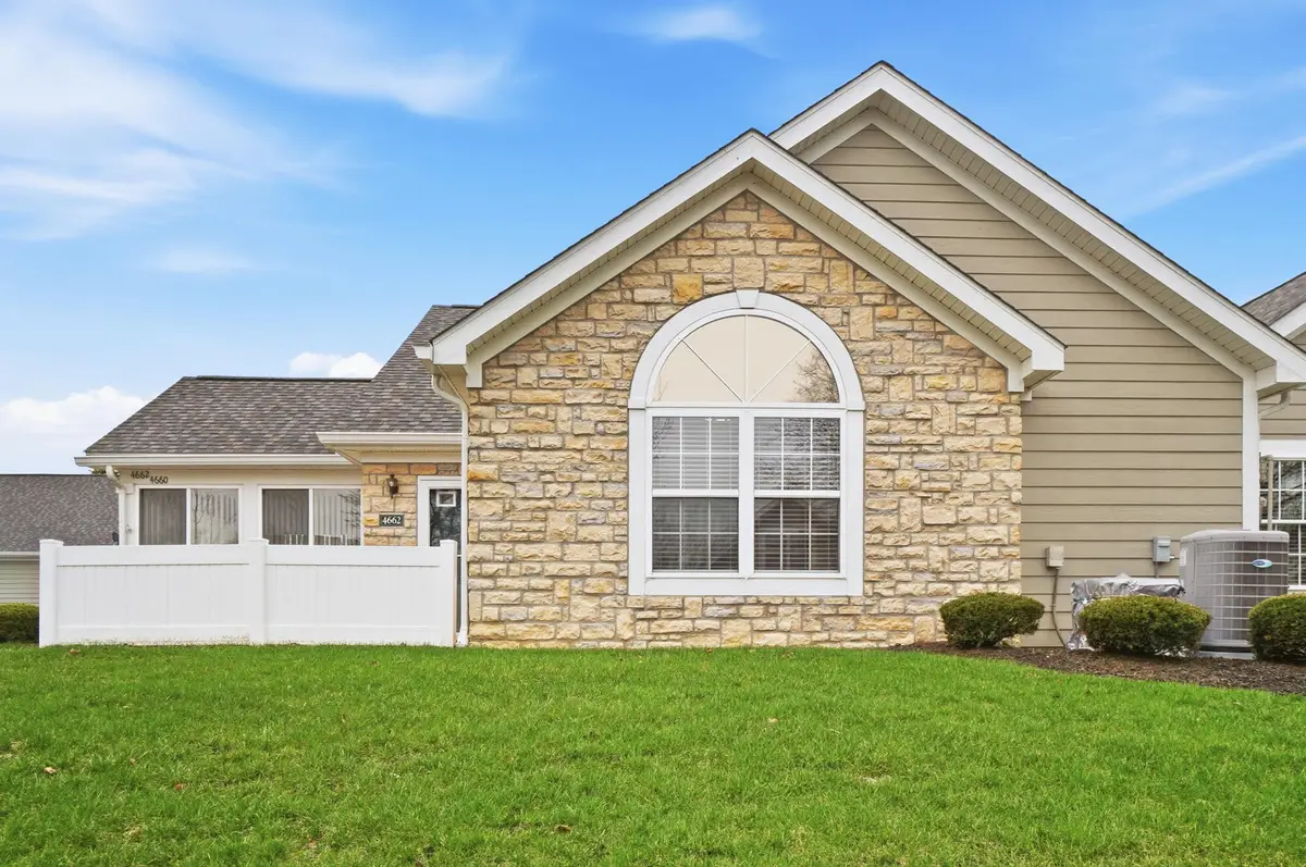 4662 Cobblestone Drive, Tipp City, OH 45371 - #1