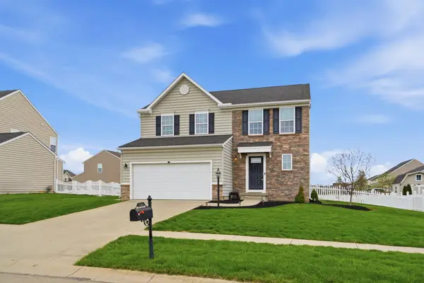 1204 Senna Street, Tipp City, OH 45371