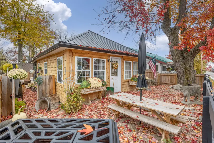 211 E Main Street, Russells Point, OH 43348 - #2