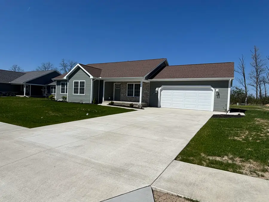 116 Village Parkway, Jackson Center, OH 45334 - #2