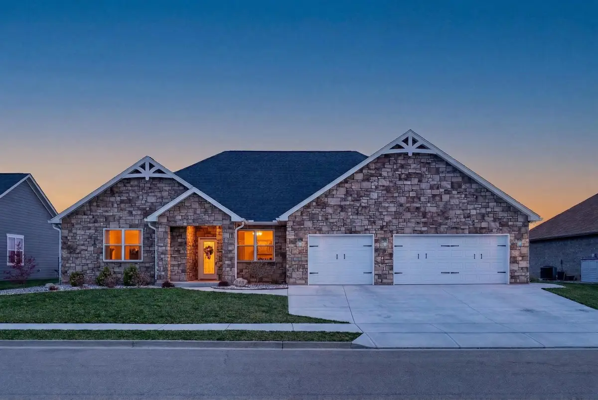 945 Rosenthal Drive, Troy, OH 45373 - #1