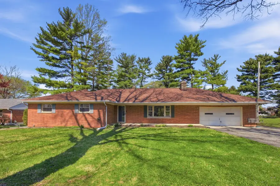 814 Wellington Drive, Springfield, OH 45506 - #3