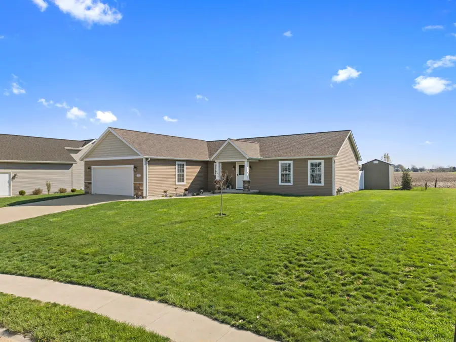 1706 Applejack Drive, Wapakoneta, OH 45895 - #3