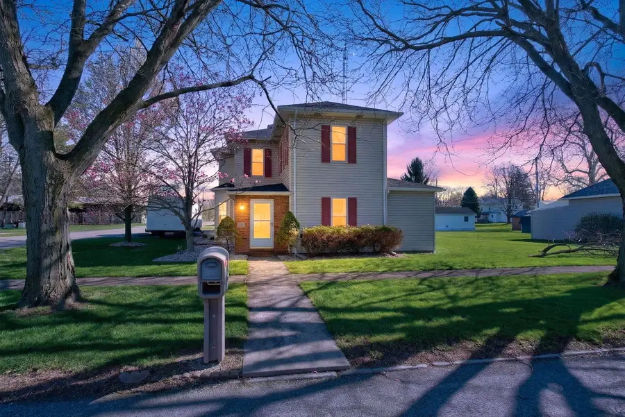 301 E Main Street, Belle Center, OH 43310 - #2