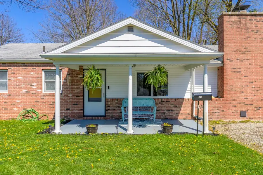 429 Colton Avenue, Bellefontaine, OH 43311 - #2