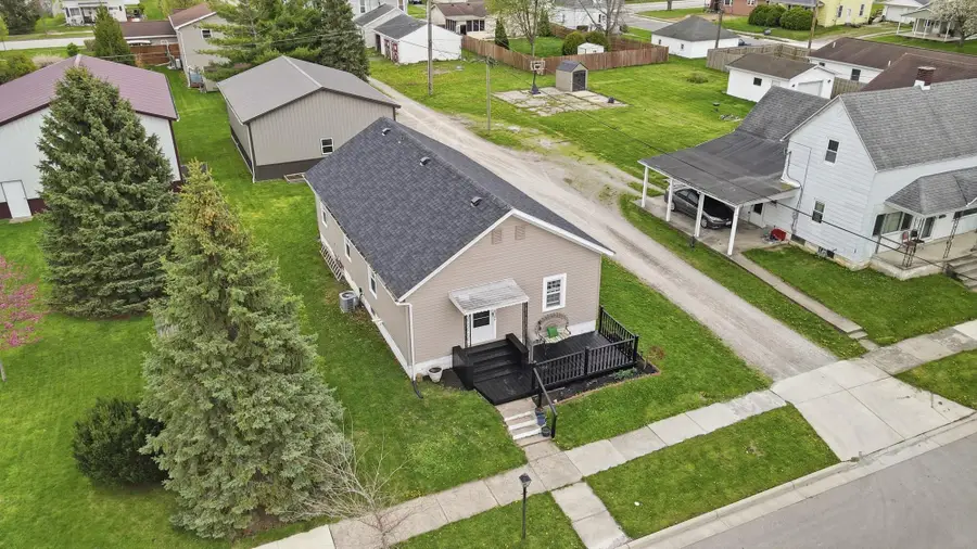 706 Buchanan Street, Wapakoneta, OH 45895 - #2