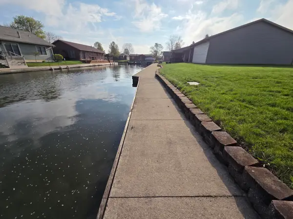 6945 Heron Drive, Celina, OH 45822