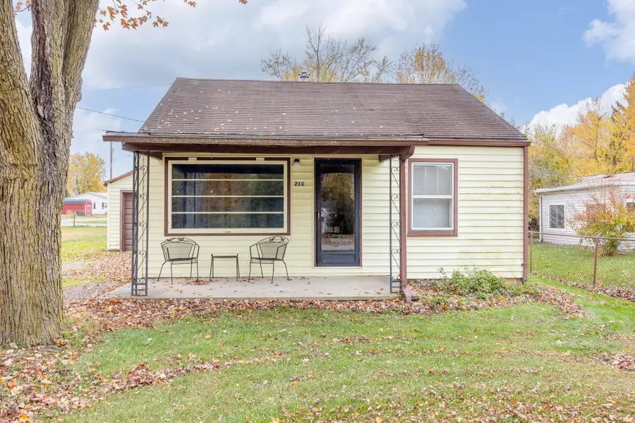 210 E Elliott Road, Russells Point, OH 43348 - #2