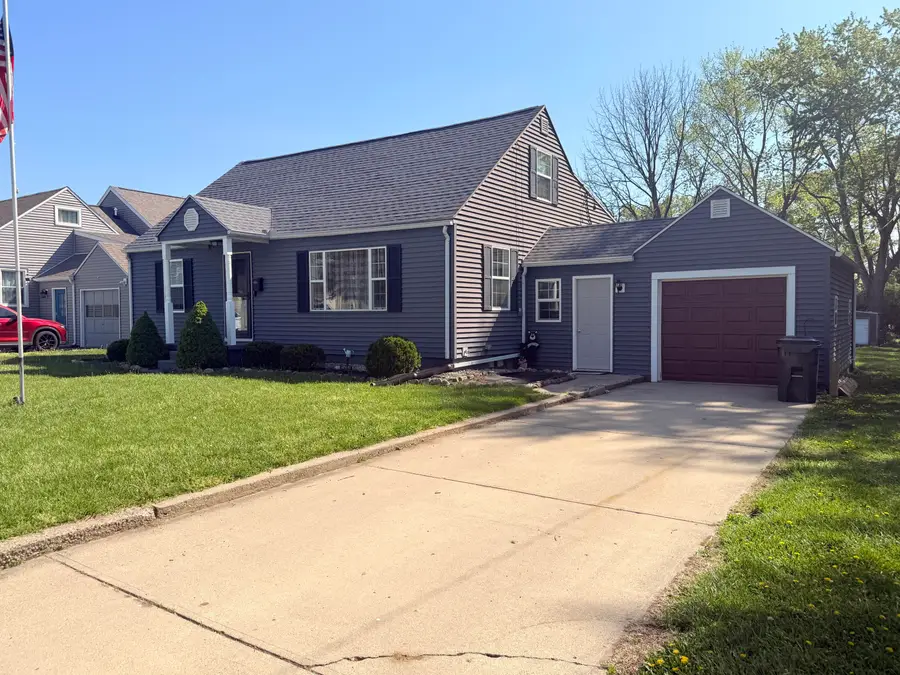 353 Armand Drive, Troy, OH 45373 - #2