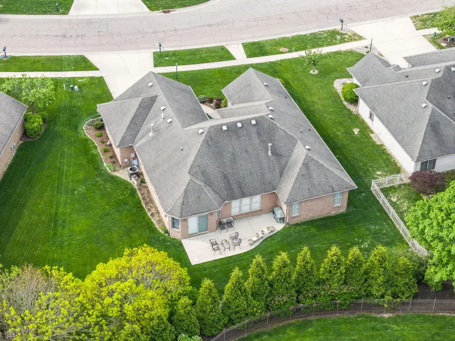 9842 Scotch Pine Drive, Springboro, OH 45066 - #3