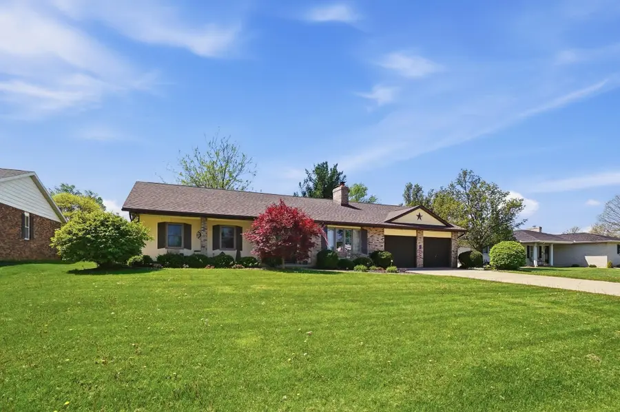 1007 Carnation Drive, Wapakoneta, OH 45895 - #3