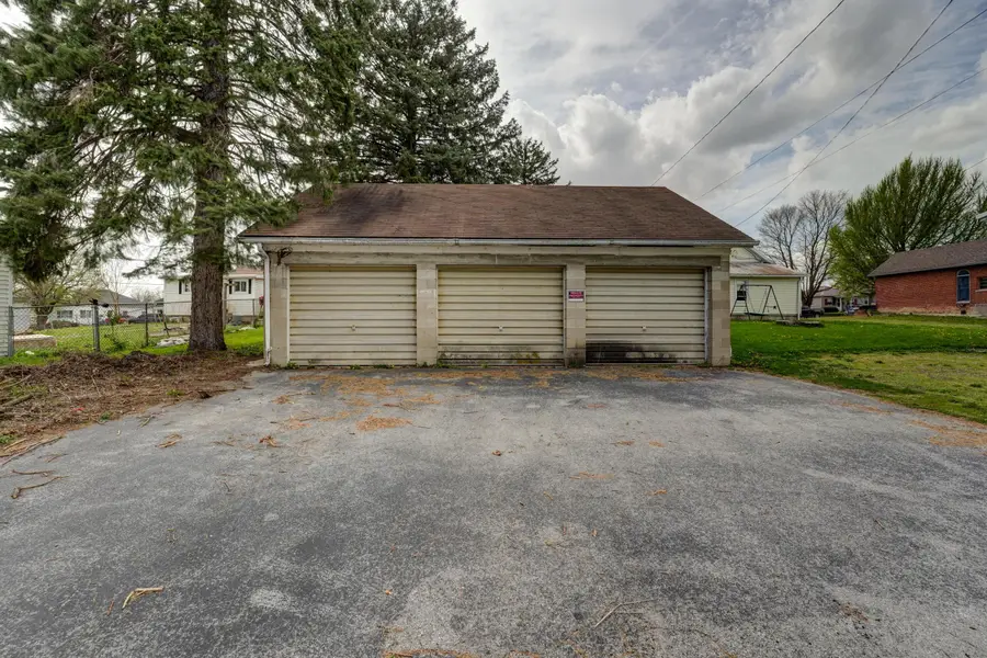 219 Hart Avenue, Greenville, OH 45331 - #3