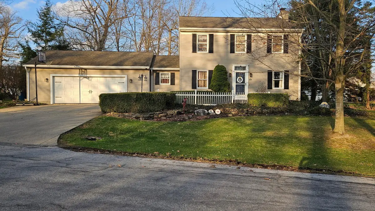 918 Neil Armstrong Drive, Wapakoneta, OH 45895 - #1
