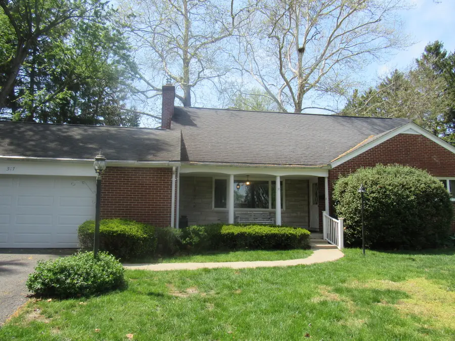 517 Locust Hill Drive, Englewood, OH 45322 - #3