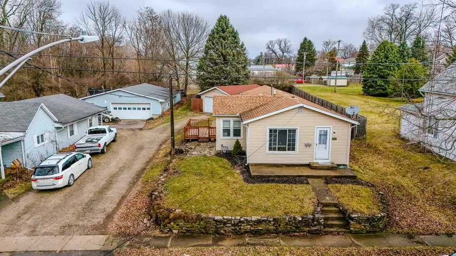 216 Carter Avenue, Bellefontaine, OH 43311 - #2