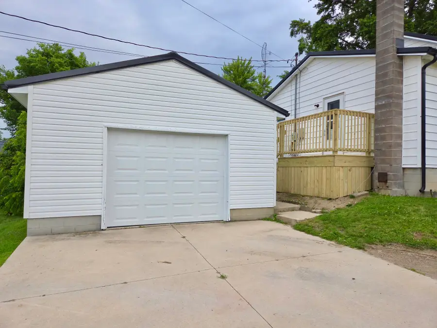 319 N Spruce Street, Saint Marys, OH 45885 - #3