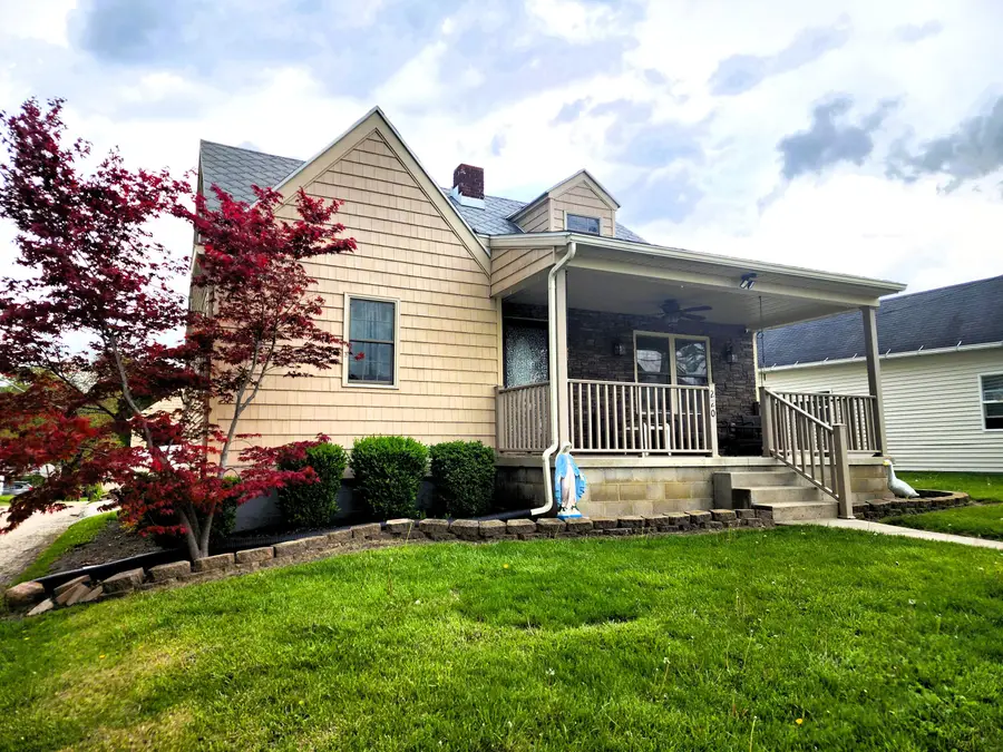 220 N Cherry Street, Saint Marys, OH 45885 - #2