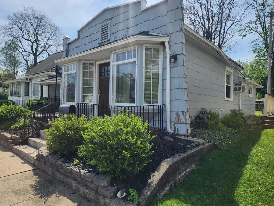 224 E Williams Avenue, Bellefontaine, OH 43311 - #3