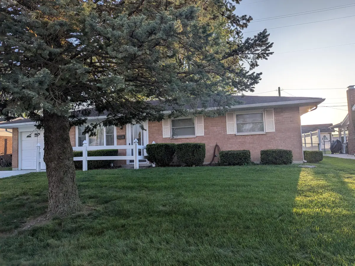 330 Brentwood Avenue, Piqua, OH 45356 - #1
