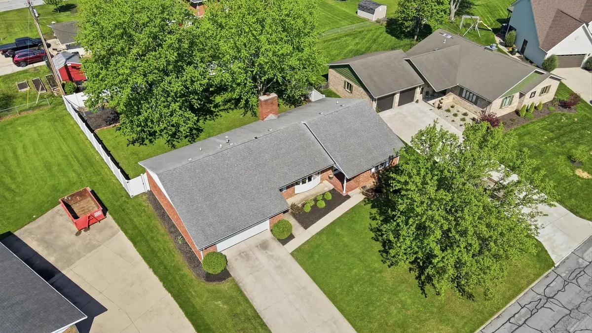 833 Glyncrest Drive, Wapakoneta, OH 45895 - #1