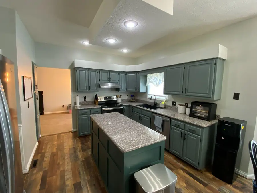 101 Pinecrest Court, Bellefontaine, OH 43311 - #3