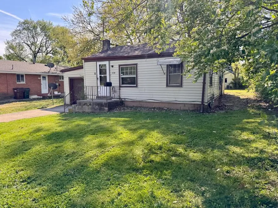 2239 Esmeralda Avenue, Dayton, OH 45406 - #3