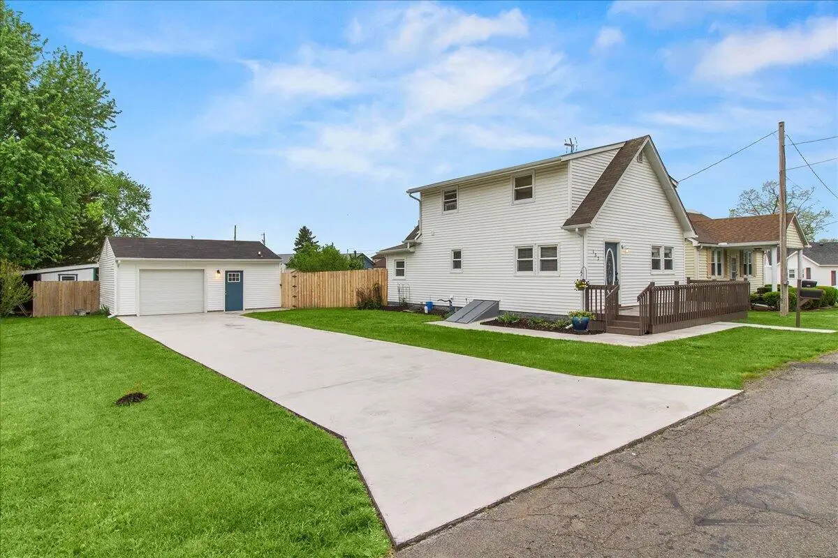 132 Richard Avenue, Bellefontaine, OH 43311 - #1